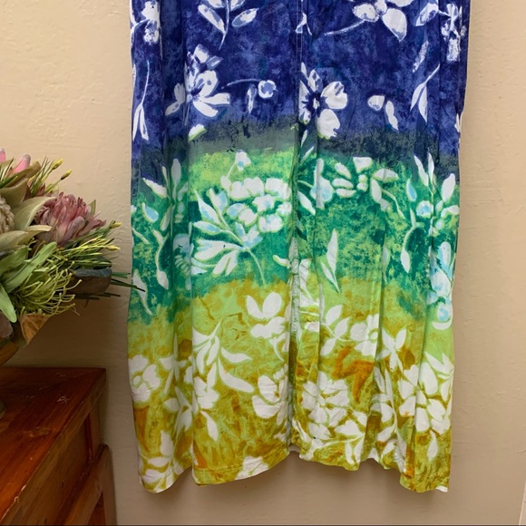 Meant To Be | MTB | Multi-Colored Dress with White Floral Designs - Picture 13 of 16